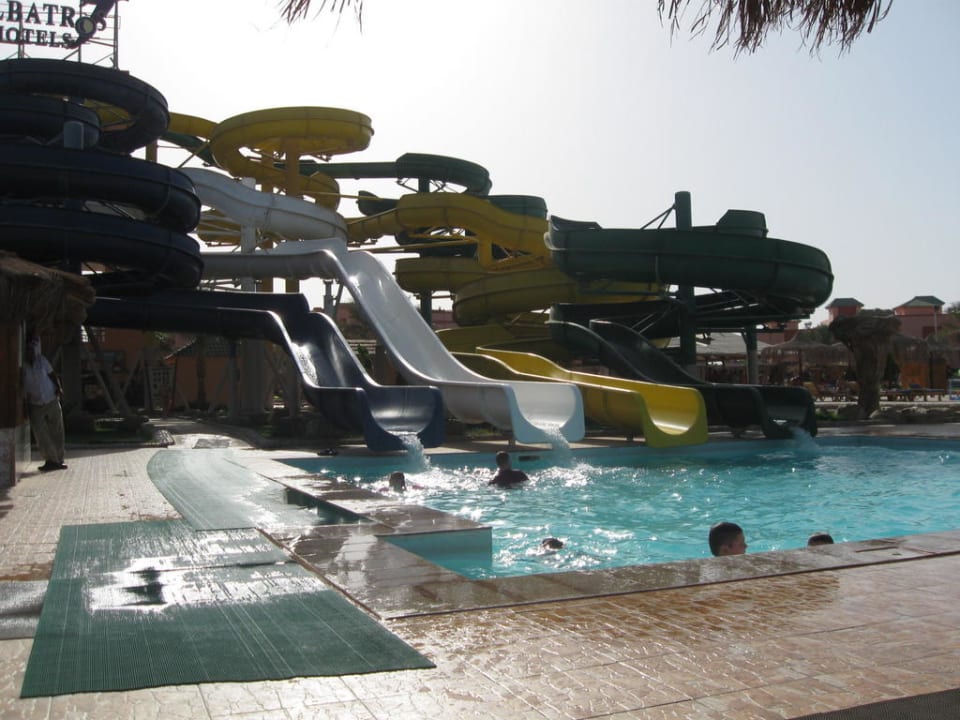 Miękkie lądowanie  Pickalbatros Aqua Park Resort - Hurghada