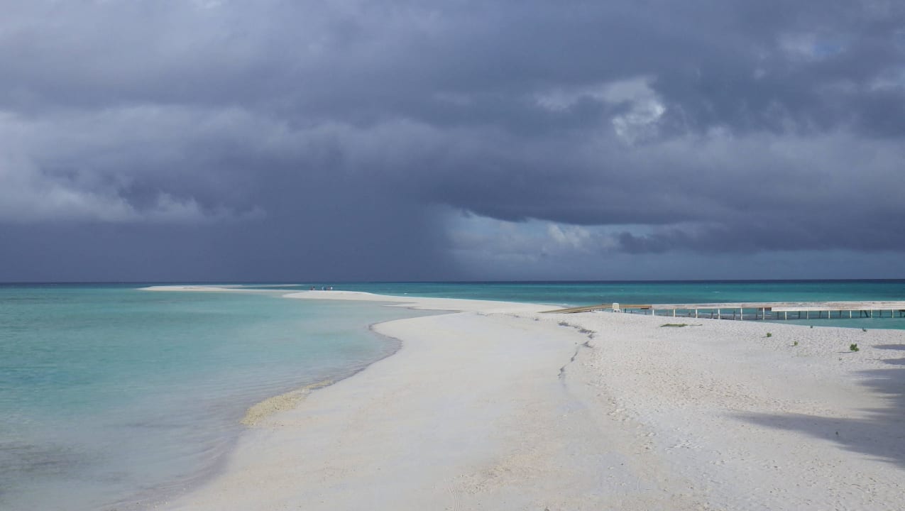 Sandbank an der Westküste Kuramathi Maldives