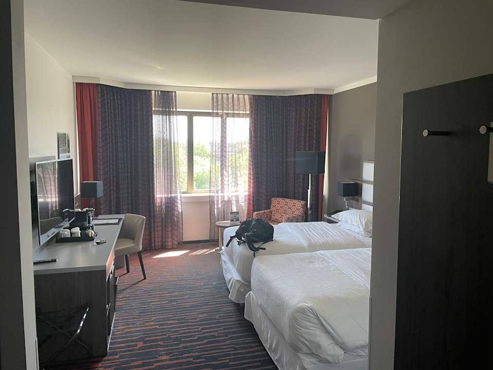 Zimmer Sheraton Essen Hotel