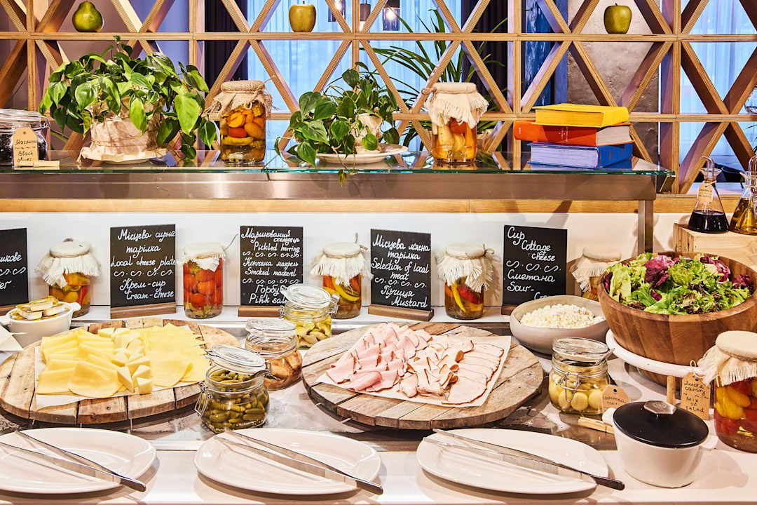 Gastro Park Inn by Radisson Kyiv Troyitska