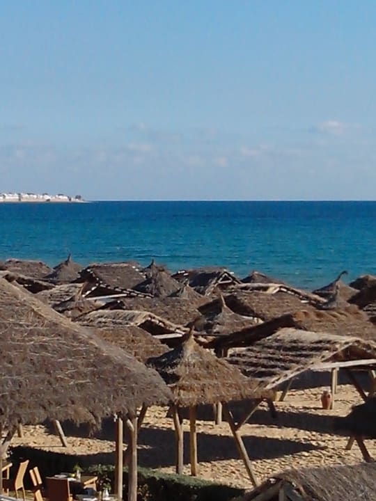 Blick von der Dachterrasse The Orangers Beach Resort and Bungalows