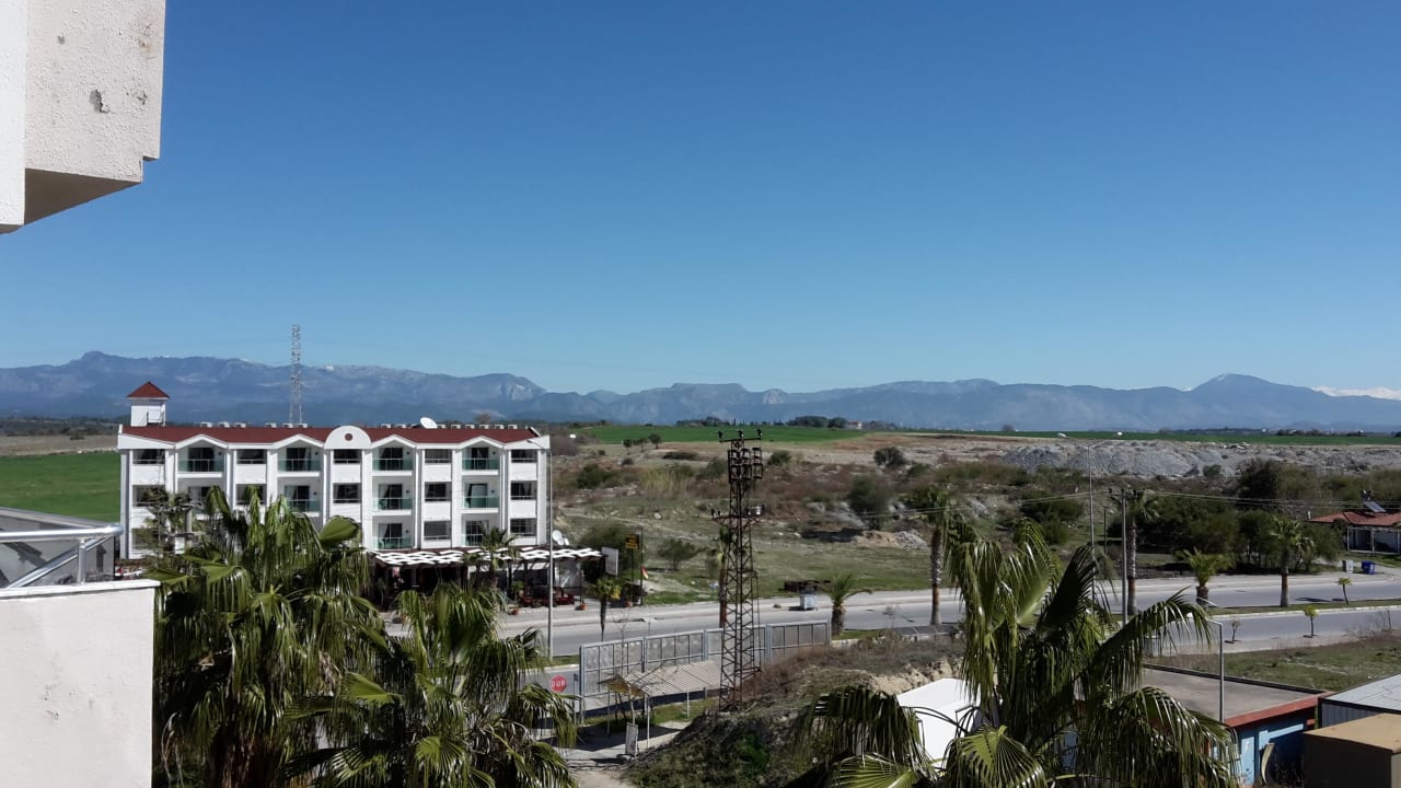 Blick zur Landseite Seaden Corolla Hotel