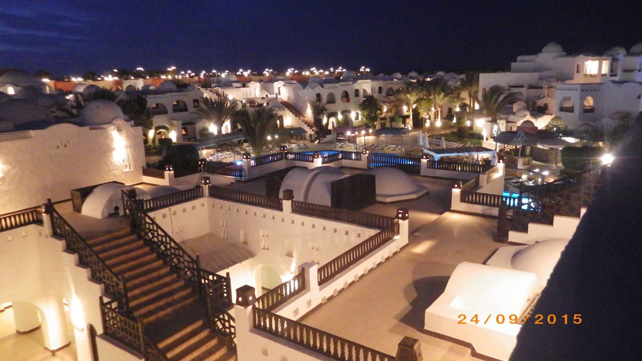 Bei Nacht Arabella Azur Resort