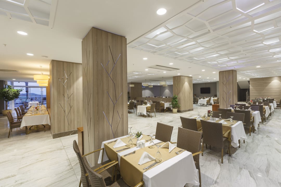 Restaurant Delta Hotels By Marriott Bodrum