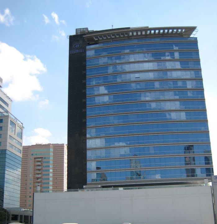 Außenansicht Golden Sands Hotel Creek