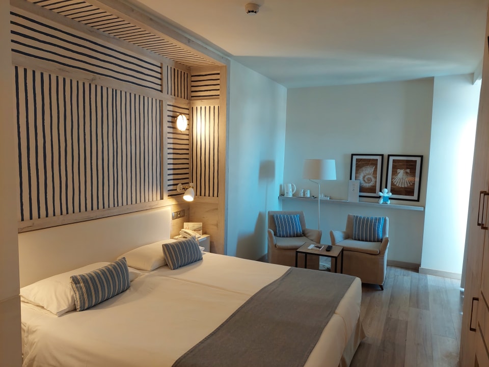 Zimmer Corallium Beach by Lopesan Hotels - Adults only