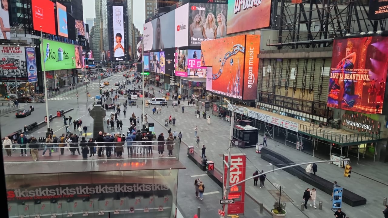 Gastro Renaissance Hotel New York Times Square