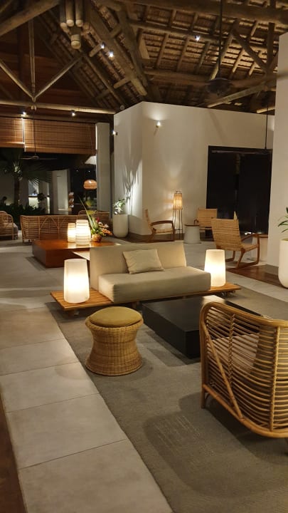 Lobby Preskil Island Resort