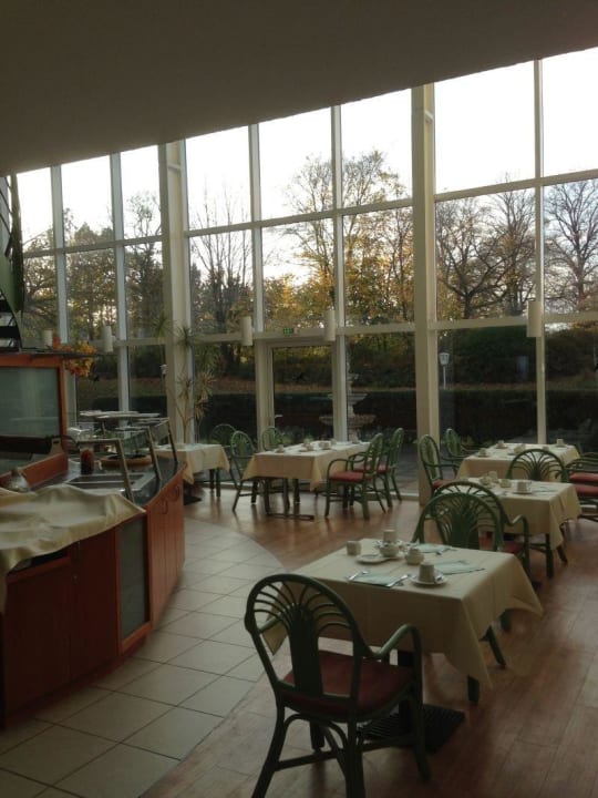 Frühstücksraum Seehotel Schloss Klink