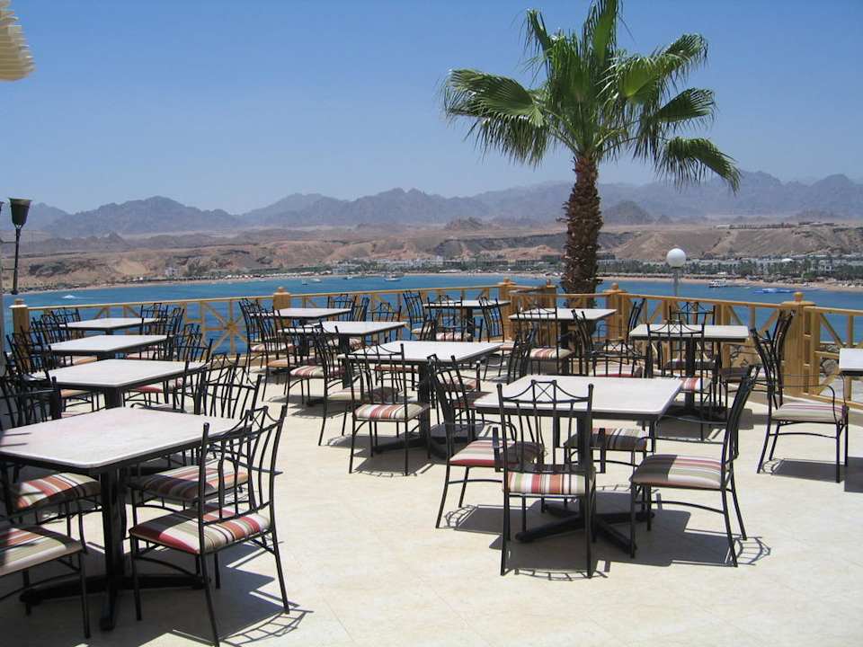 Vordere Aussenterrasse Albatros Sharm Resort