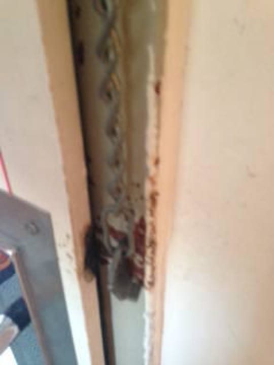 Geschlossene Zimmertür Hotel Fortuna City