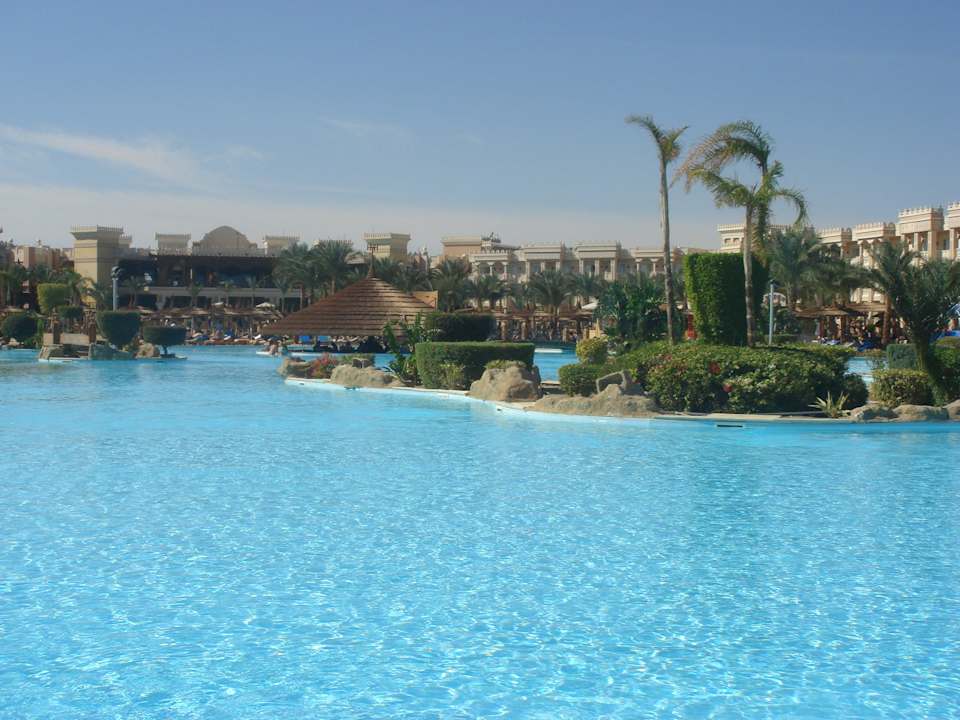 Бассейн Pickalbatros Palace Resort