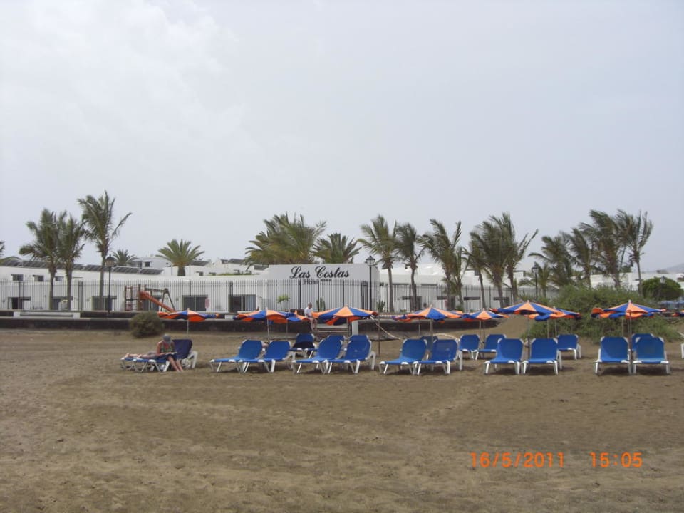 Hotel vom Strand aus fotografiert Hotel Las Costas