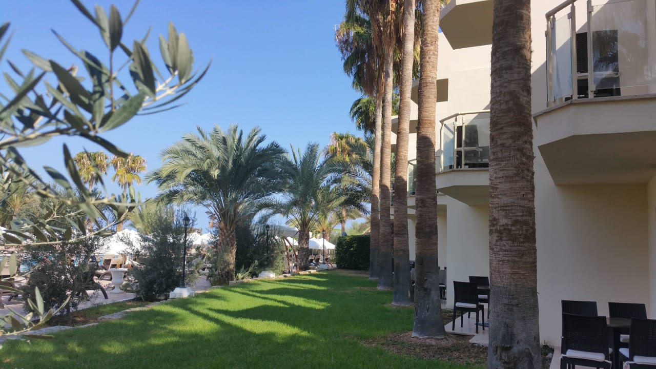 Pool Side Rooms Oscar Resort Hotel