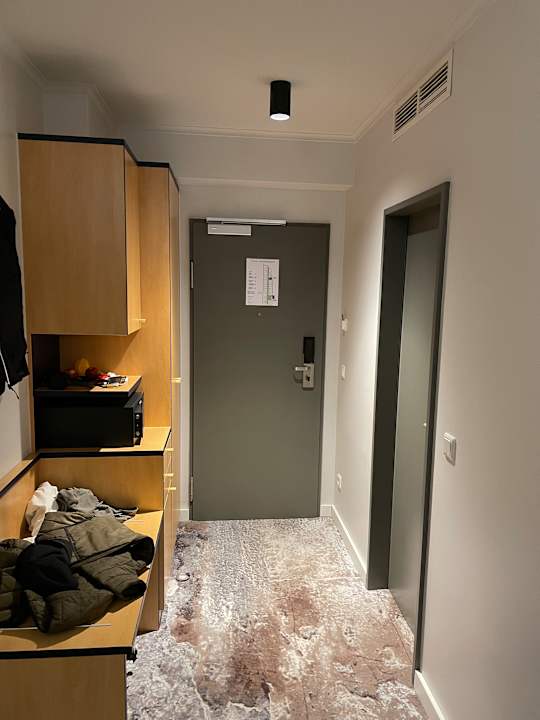 Zimmer voco Dusseldorf Seestern, an IHG Hotel