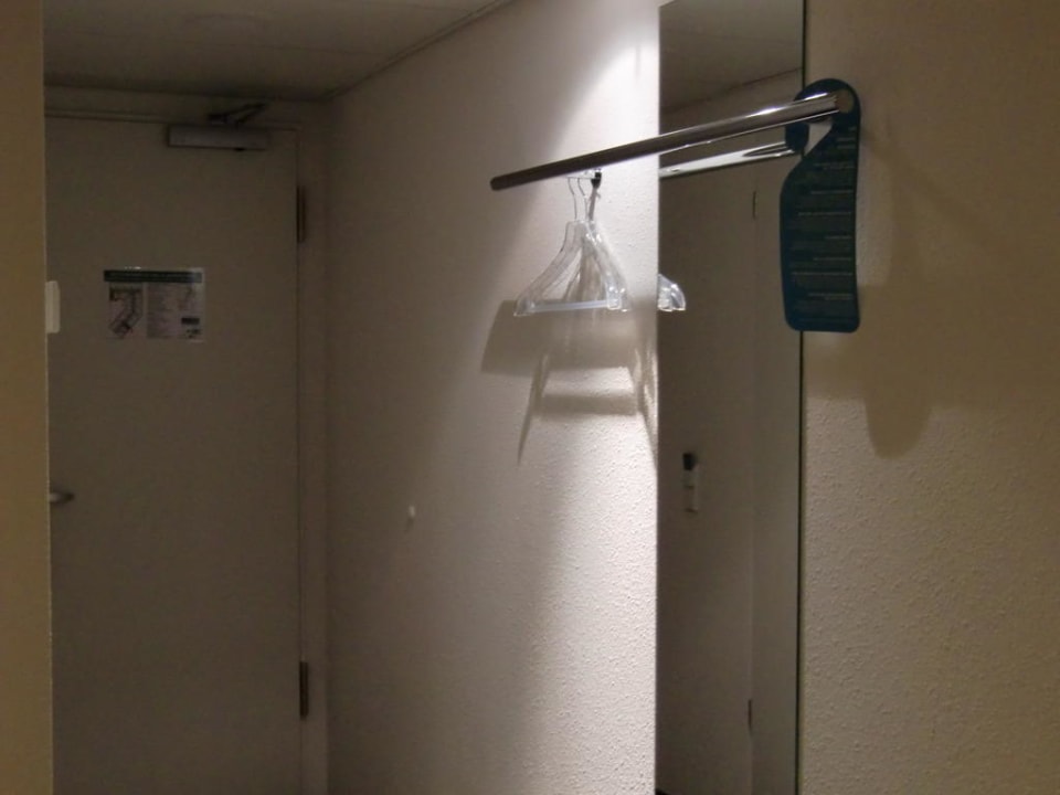 Kleiderstange Motel One Berlin-Spittelmarkt
