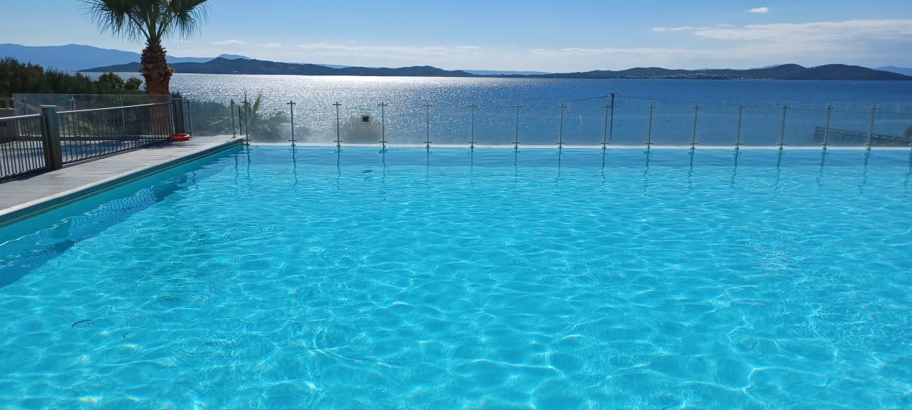 Pool Akrathos Beach Hotel