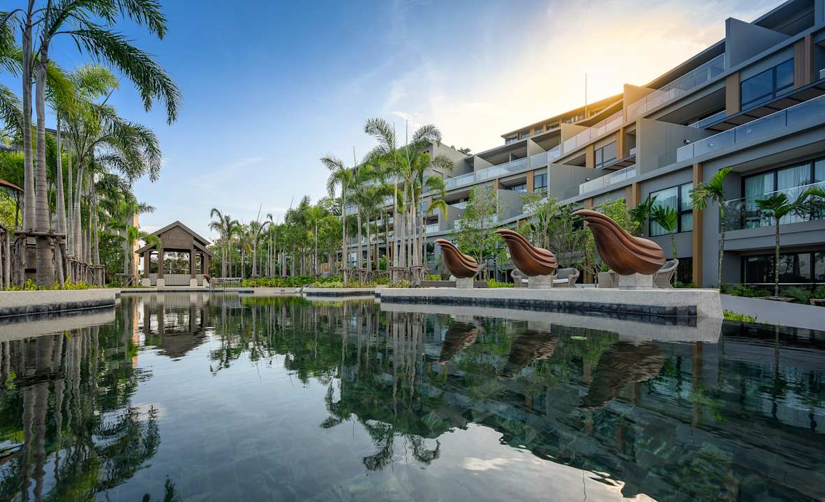 Pool Mida Grande Resort Phuket Official Account