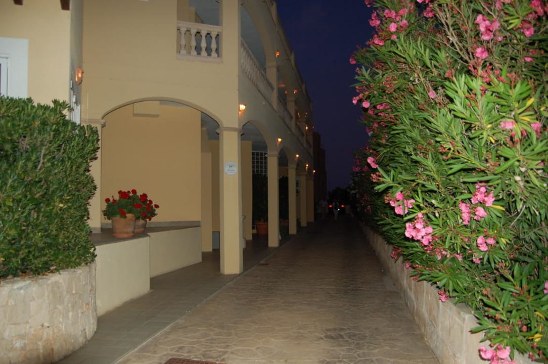 Eingangsweg Villa Chiquita