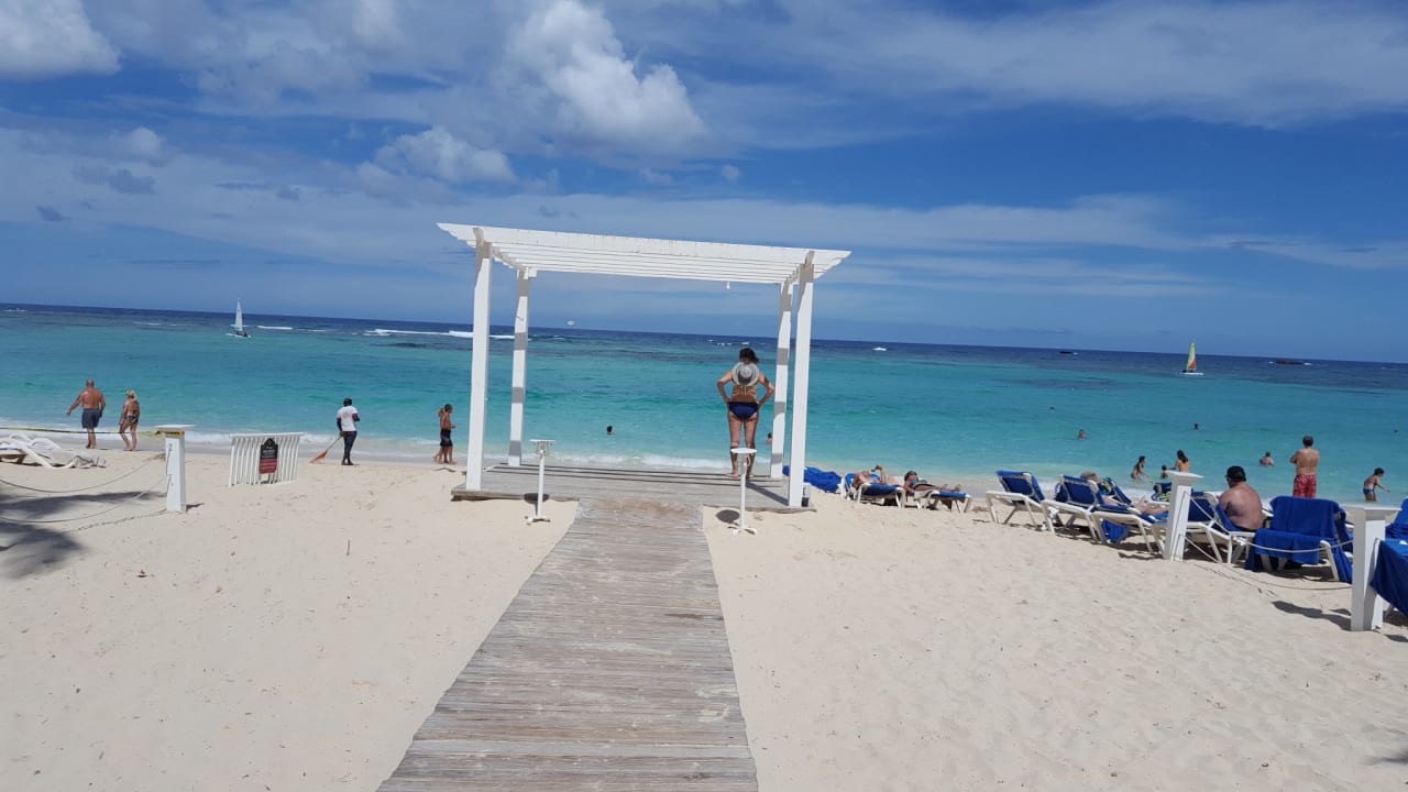 Strand Bahia Principe Grand Aquamarine