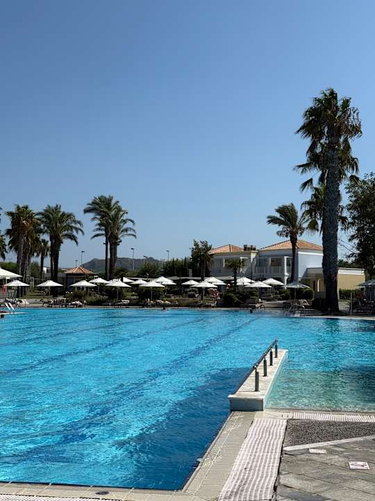 Pool Neptune Luxury Resort