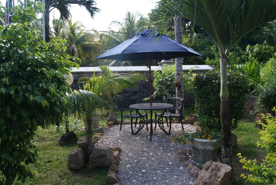 Garten Hotel Chateau St. Cloud