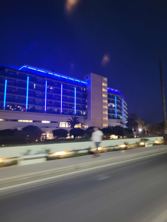 Außenansicht Hotel Calypso Beach