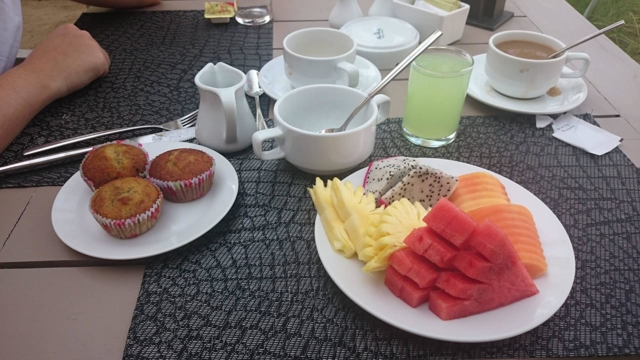Kleiner Teil vom Frühstück Moracea by Khao Lak Resort