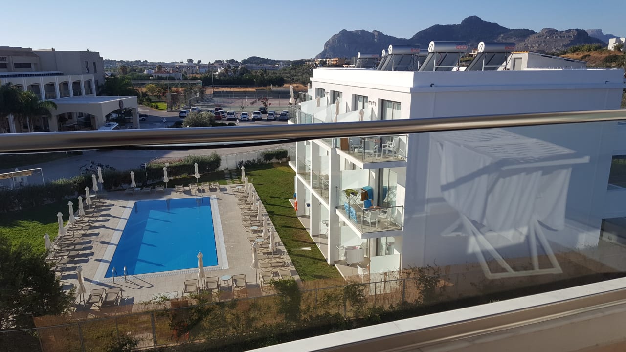 Zimmer Asterias Beach Resort