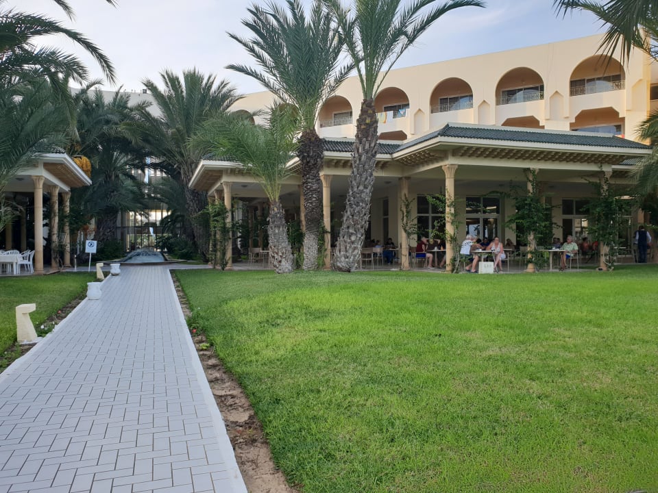 Außenansicht Iberostar Waves Averroes