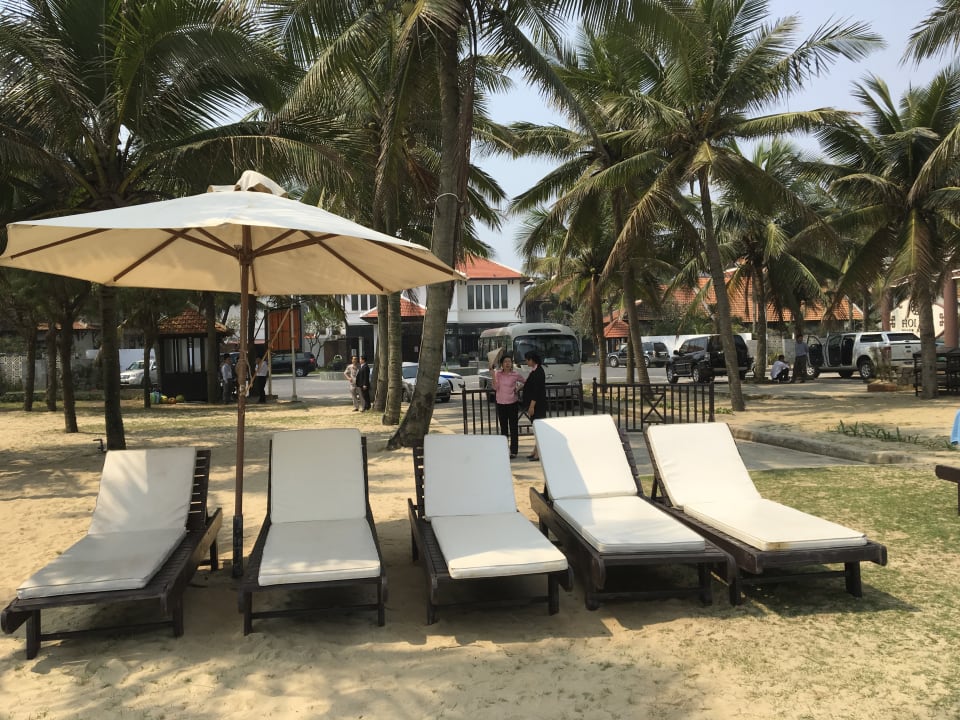 Strand Hotel Hoi An Beach Resort