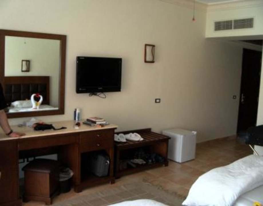 Flachbildfernseher Pickalbatros Alf Leila Wa Leila Resort - Neverland Hurghada