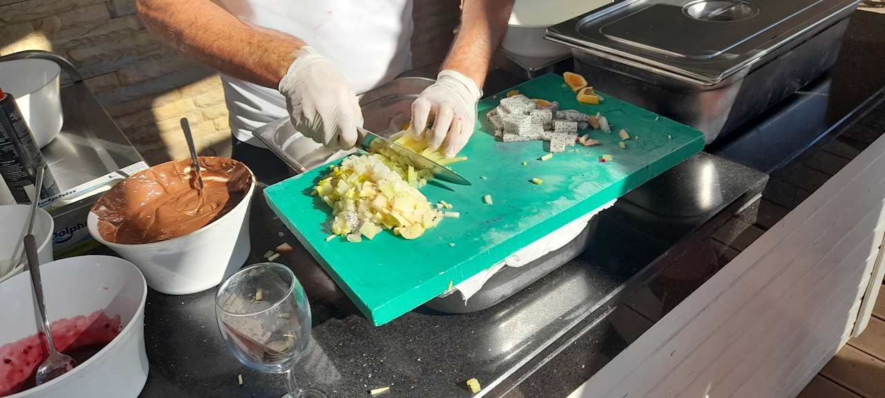 Gastro The Sense Deluxe Hotel