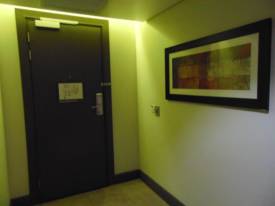 Zimmer Legend Hotel Lagos Airport, Curio Collection By Hilton