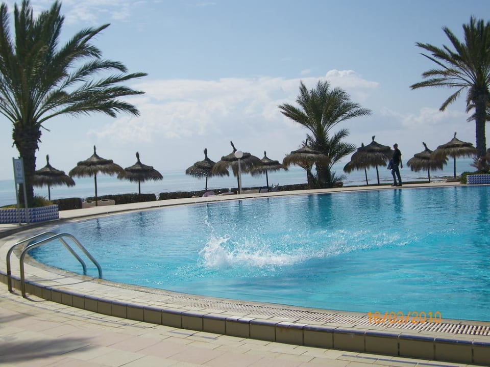 Nochmal der Pool Hotel El Mouradi Djerba Menzel