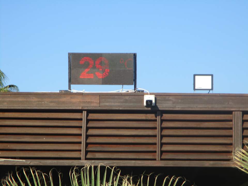 Strand Royal Taj Mahal Hotel