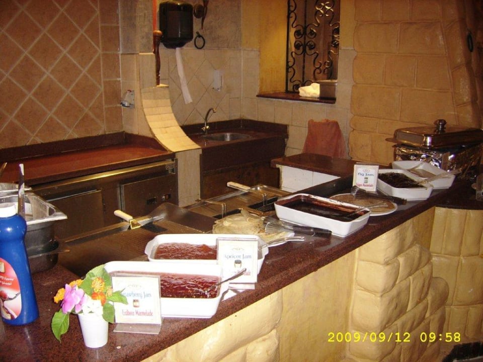 Pfannkuchen- und Waffelstand Pickalbatros Alf Leila Wa Leila Resort - Neverland Hurghada