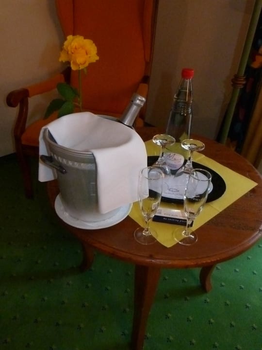 Begrüßungssekt für Abends  Hotel Fürstenhof Bad Griesbach