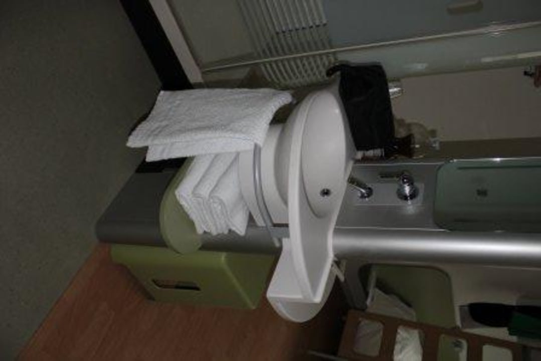 Das Mini-Waschbecken ibis budget Hotel Wien Messe
