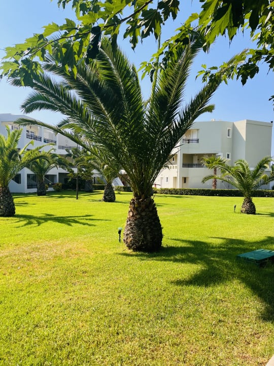 Gartenanlage Vantaris Luxury Beach Resort