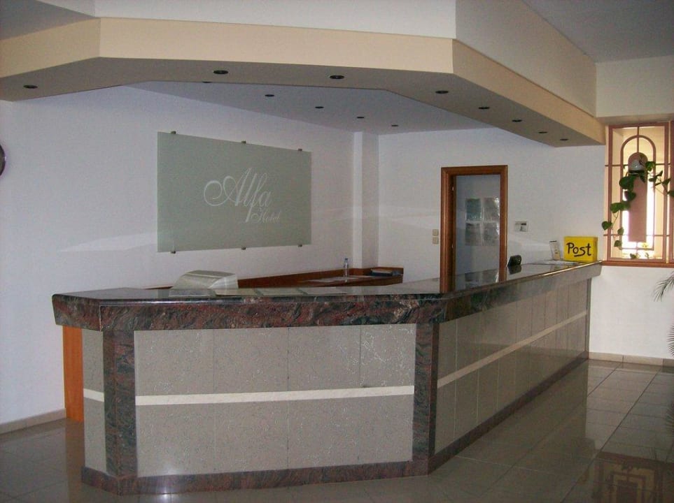 Rezeption Alfa Hotel