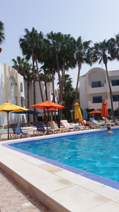 Pool Hotel Nesrine