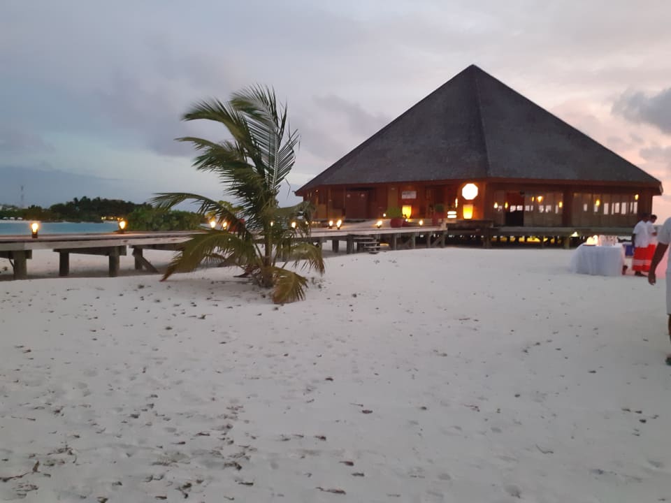 Strand Meeru Maldives Resort Island