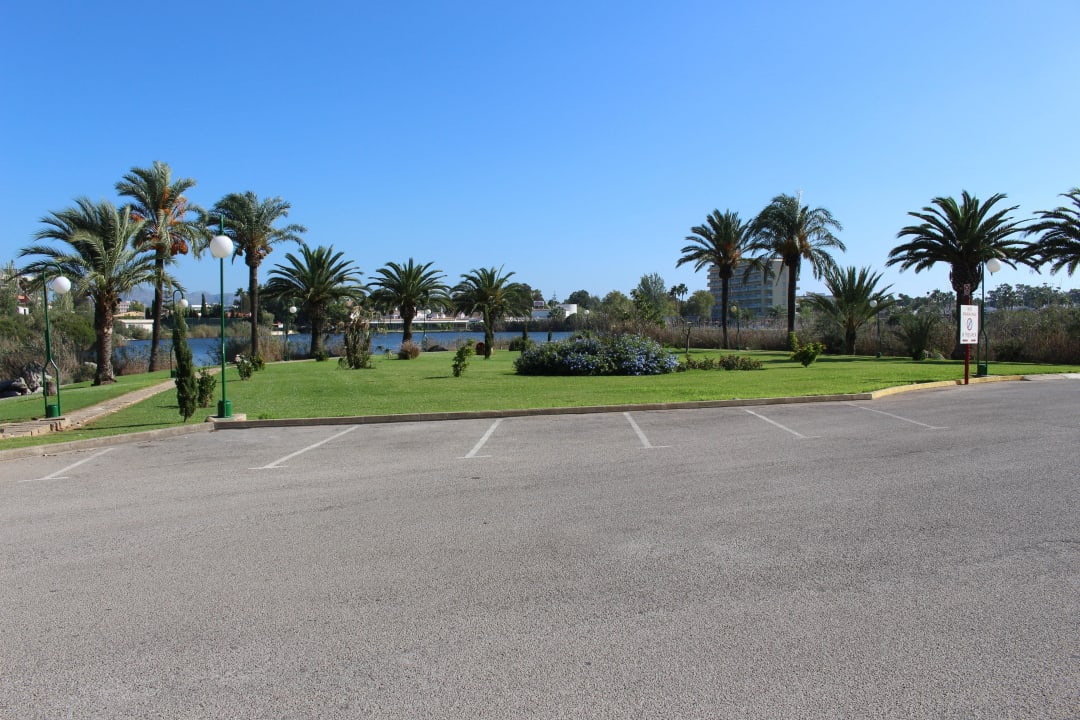 Это к отелю относиться Eix Lagotel Holiday Resort