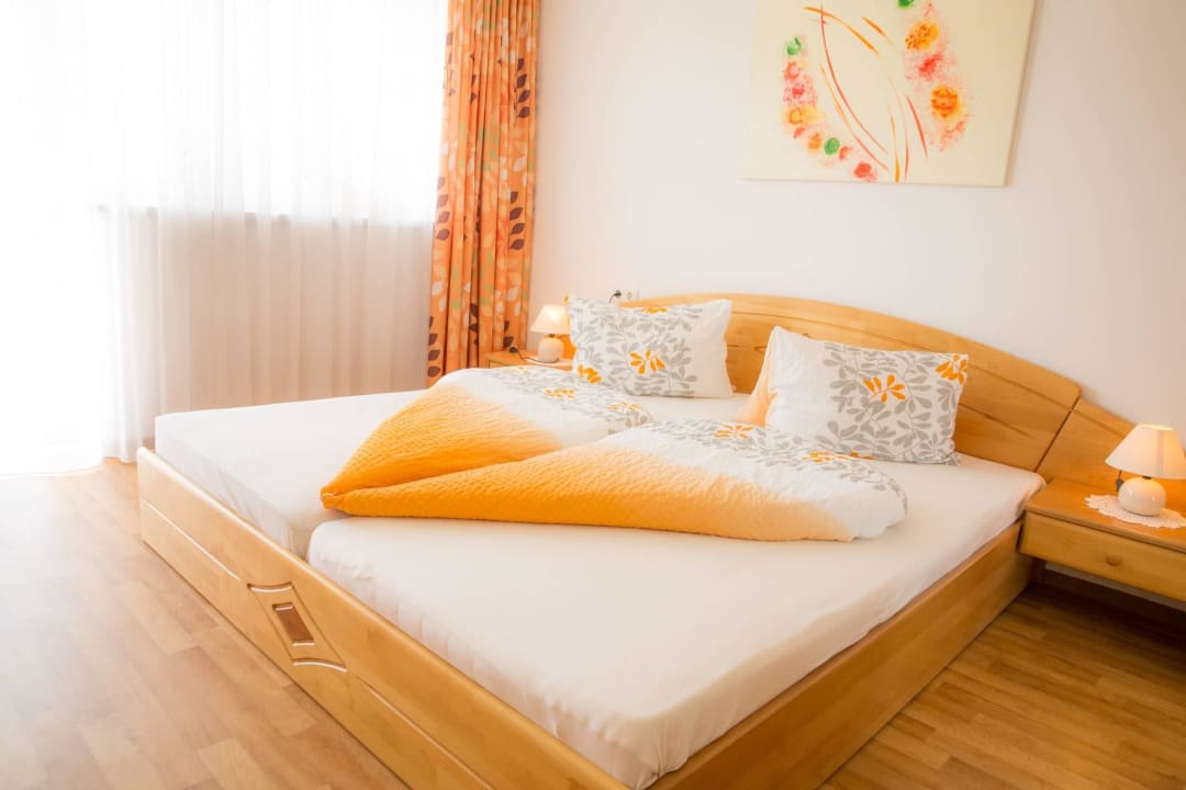 Zimmer mit Doppelbett Ferienwohnungen Plattnerhof