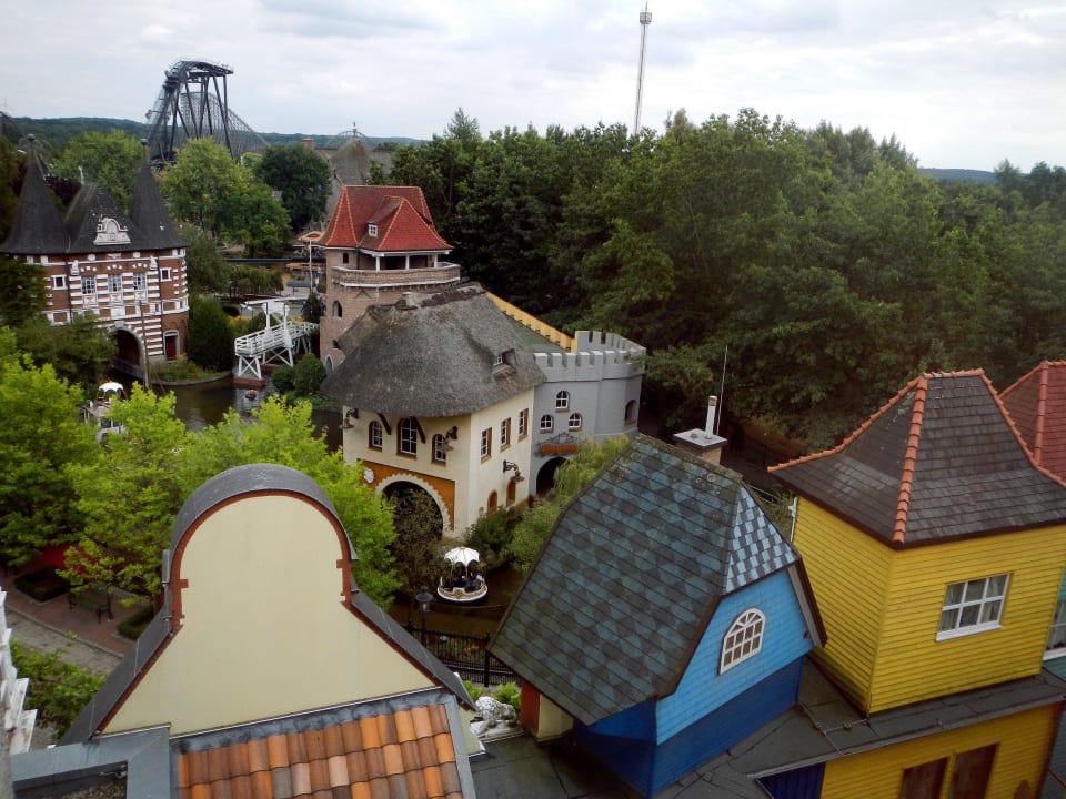 Blick zur Krake Heide Park Abenteuerhotel