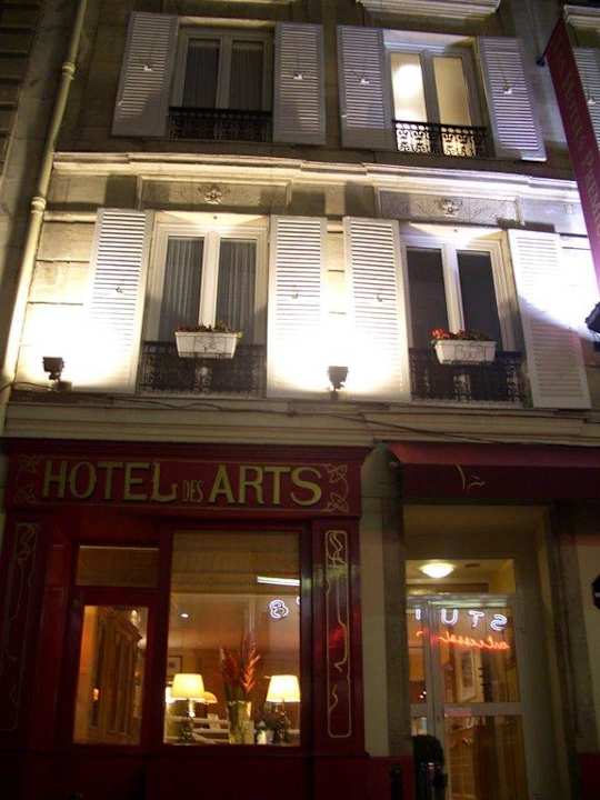 Hotel des Arts Hotel des Arts Montmatre