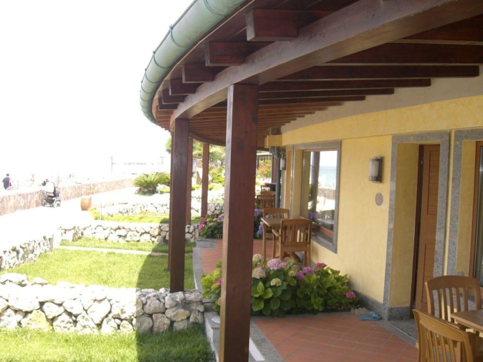 Zimmer direkt am Strand Le Mandrelle Beach Resort