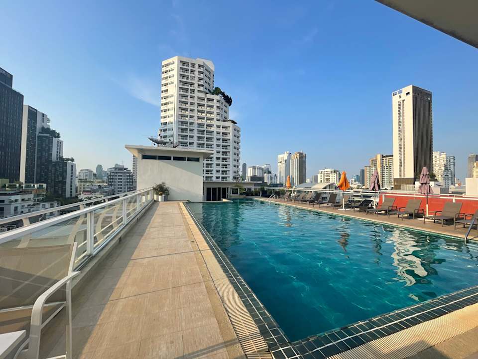 Pool Hotel Bless Residence Bangkok