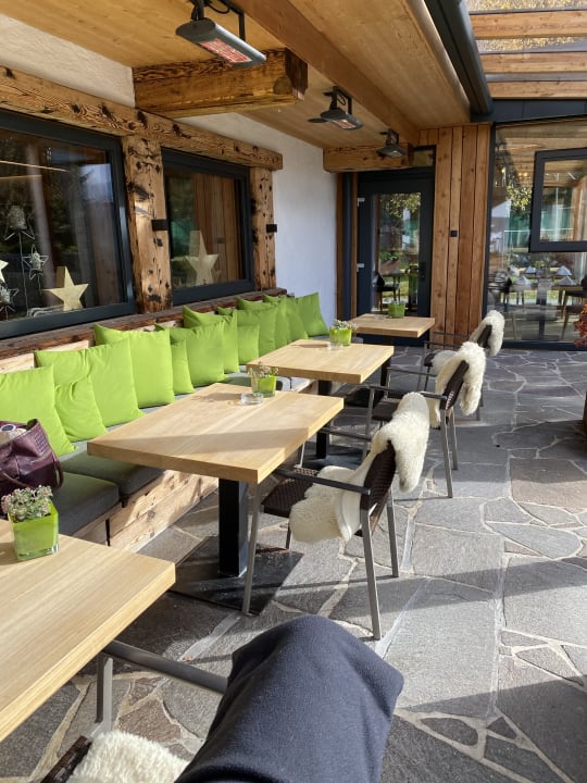 Außenansicht Bio-Wellnesshotel Holzleiten